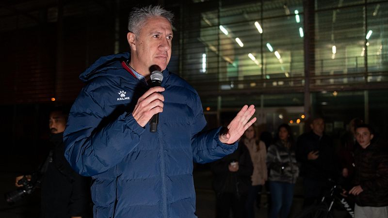 Los Comuns denuncian a Albiol por un presunto delito de odio tras el desalojo de migrantes