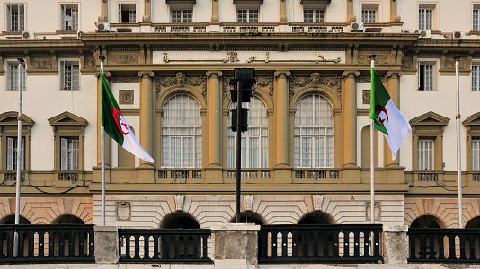 Argelia aprueba una ley que criminaliza las pr�cticas coloniales de Francia y busca reparaciones