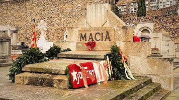 Tomba de Francesc Maci� al cementiri de Montju�c