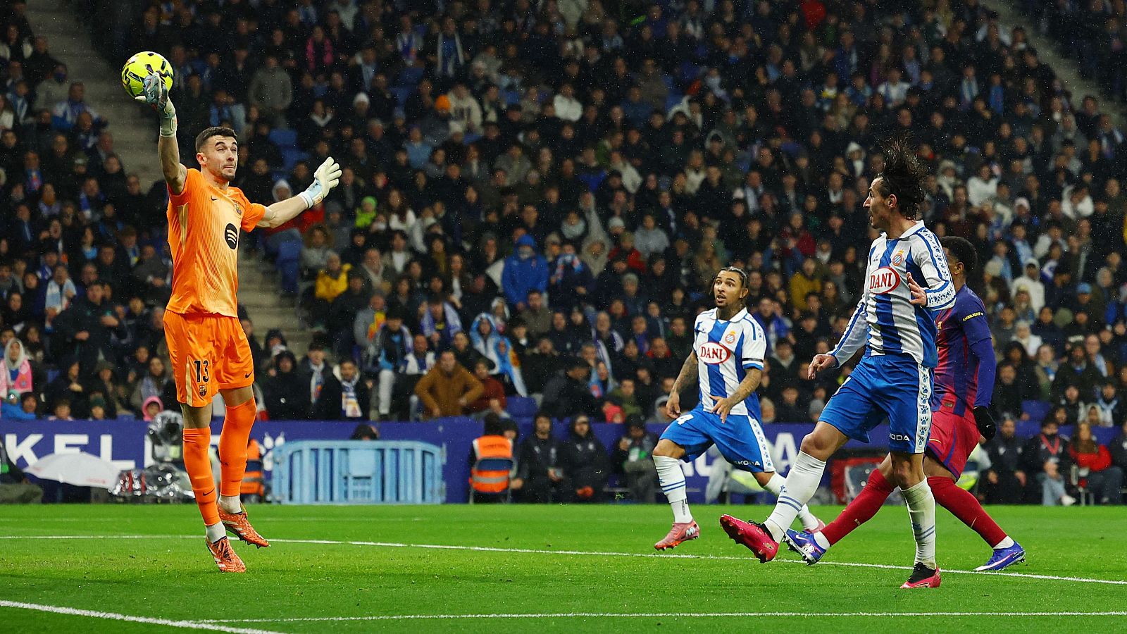 Espanyol - Barcelona: resumen del partido de la 18ª jornada de Liga | Primera