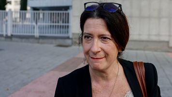 La exmilitante del PSOE Leire D�ez, a su salida de los Juzgados de Plaza de Castilla