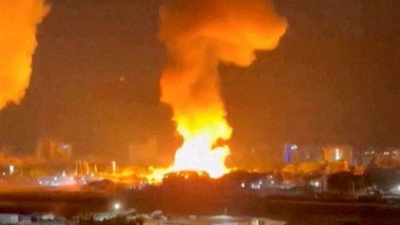 Varias detonaciones sacuden Caracas en medio de las tensiones con EE.UU.