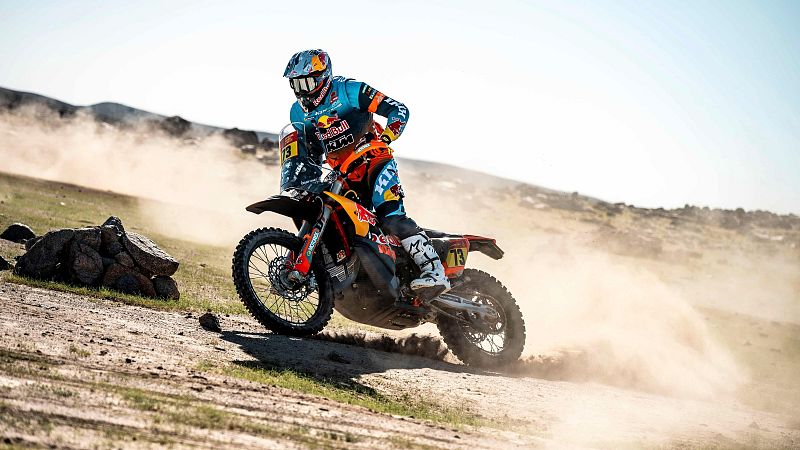 Arranca el Dakar 2026 con victoria de Edgar Canet en motos y Mattias Ekstr�m en coches