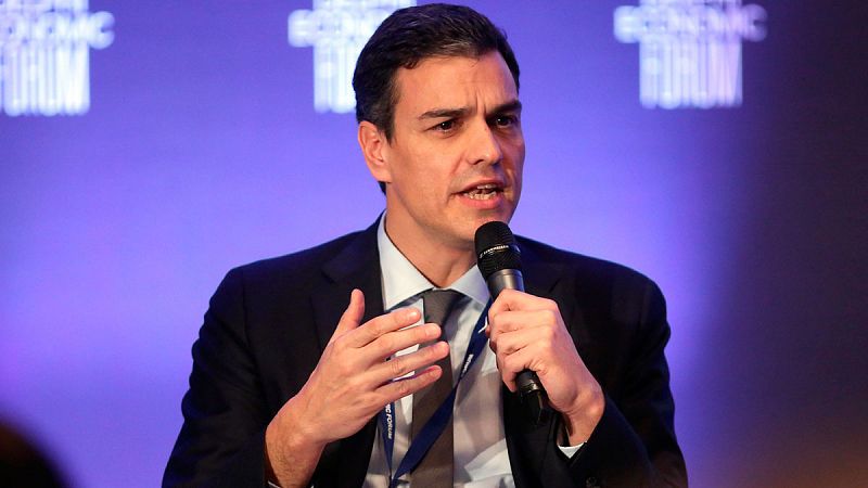 Pedro Sánchez pide a los independentistas "candidatos viables" para el gobierno de Cataluña