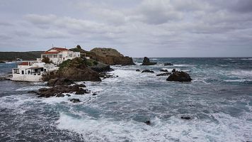 Fuerte oleaje en Sa Mesquida, Menorca, este pasado d�a de Reyes