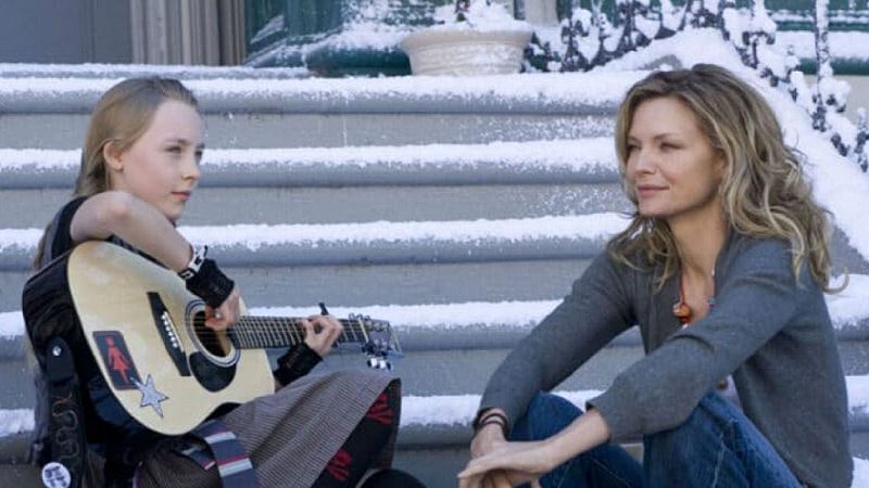 Dos pel�culas para enamorarte de Michelle Pfeiffer, si es que todav�a no lo est�s: 'El novio de mi madre' y 'Heredar�s la tierra'