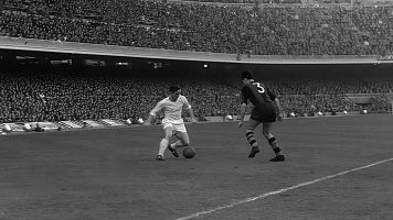 1958: El primer Bar�a - Madrid al Camp Nou sota la cobertura manipulada del NO-DO