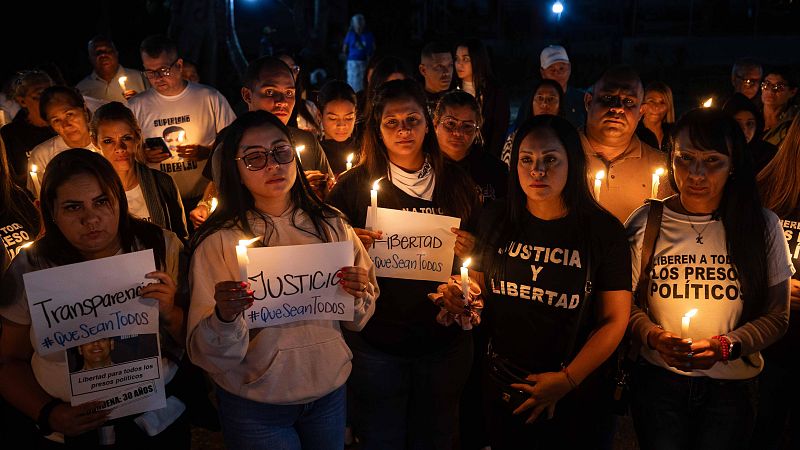 EE.UU. asegura que Venezuela ha liberado a varios presos estadounidenses