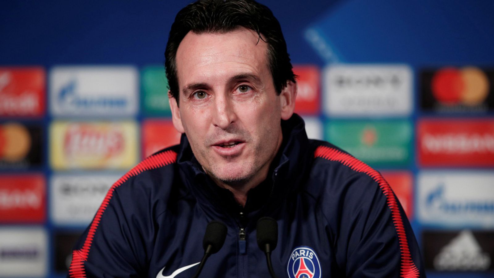 El técnico del PSG, Unai Emery, ha asegurado en la víspera de la vuelta de octavos de final de Champions que su equipo es "capaz de ganar al Real Madrid con sus mejores jugadores".