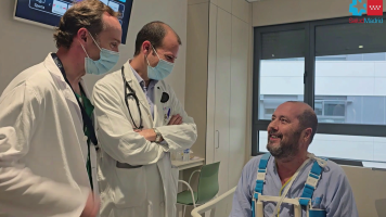 Alfonso, uno de los pacientes que se ha beneficiado de los trasplantes, en el Hospital 12 de Octubre