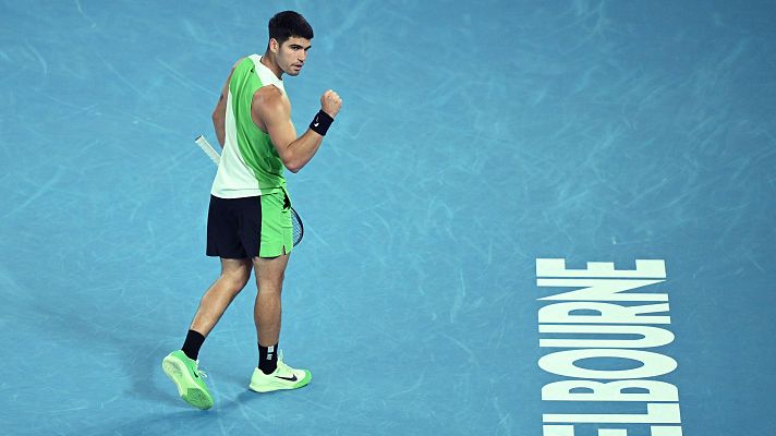 Alcaraz empieza el 2026 con una victoria en el Open de Australia.