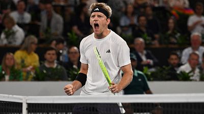 Davidovich pasa del ronda en el Open de Australia.