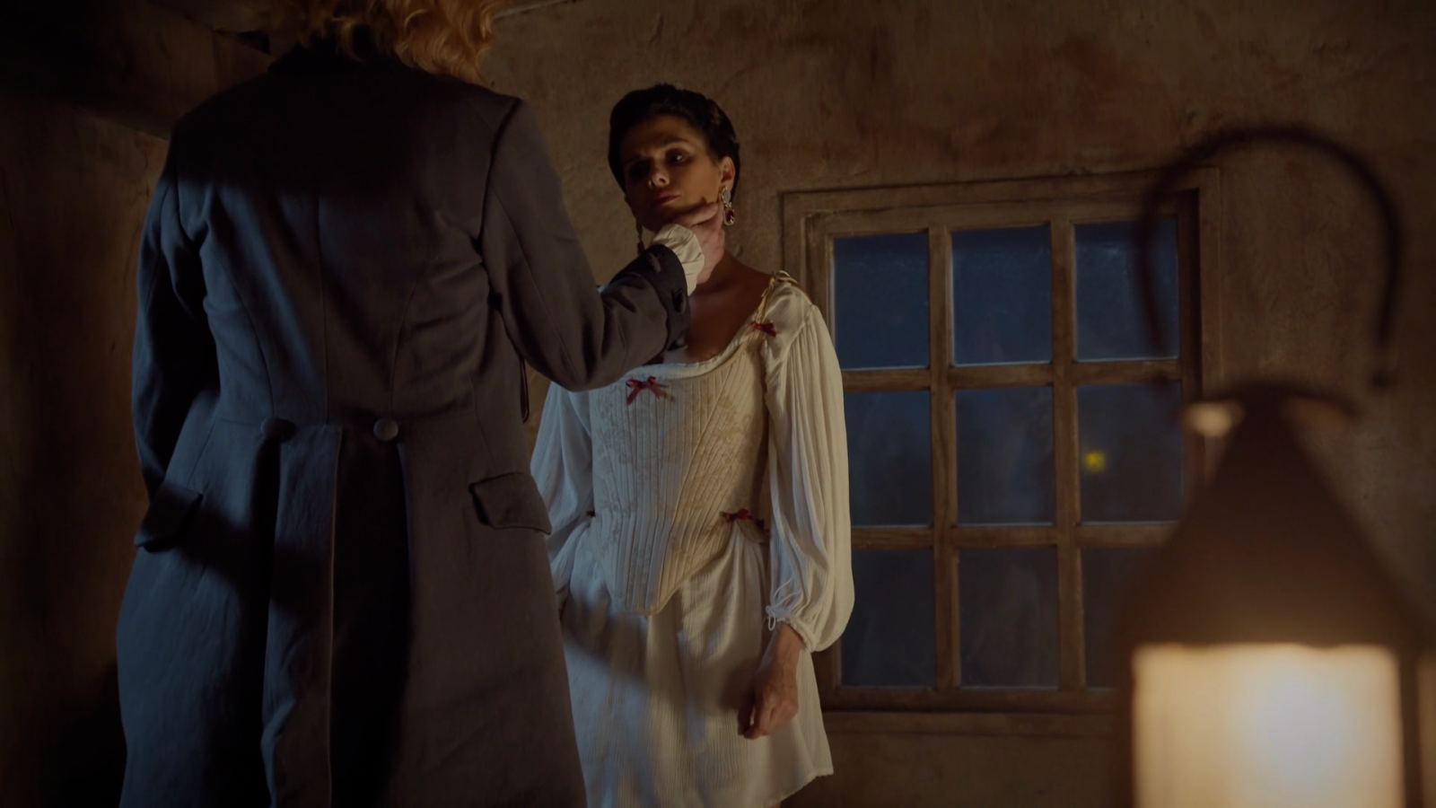 "¿Hasta dónde quieres llegar?" es la frase con la que Victoria ha aceptado su mayor humillación.