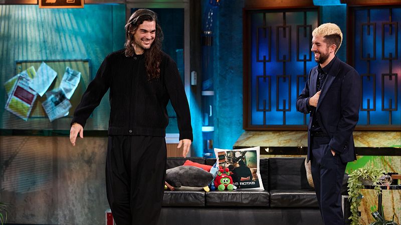 Oliver Laxe, en exclusiva tras la nominación de 'Sirāt' en los Oscar: "Nada más político que conmover un corazón" | La Revuelta