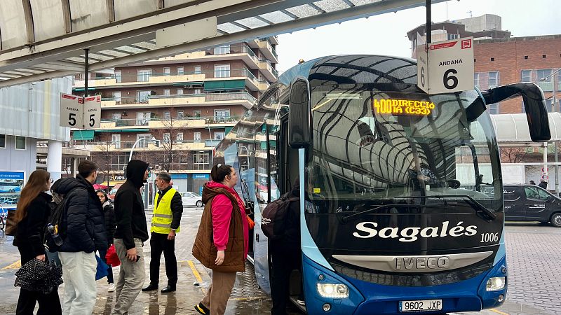La Generalitat refor�a la mobilitat amb 100 autobusos m�s davant l?aturada de Rodalies