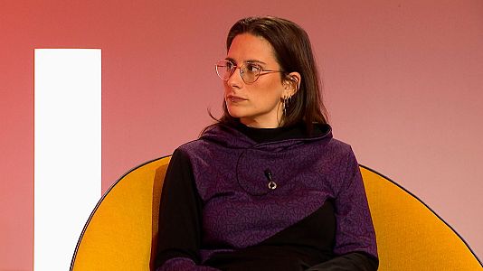 Maria Sell�s defensa que el dret a con�ixer els or�gens existeix, el de donar semen no