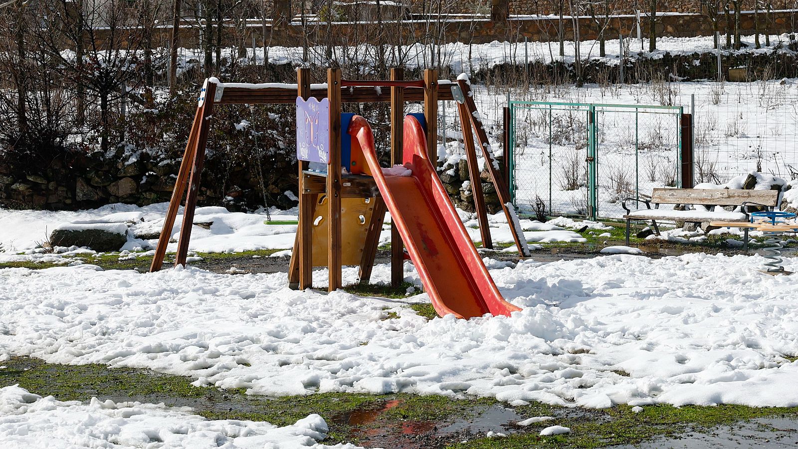 La borrasca Kristin deja paso a una jornada de tiempo variable - El tiempo | Ver
