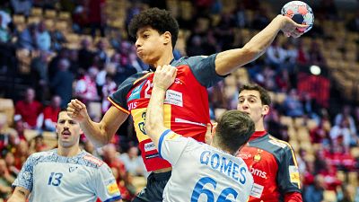 Marcos Fis, en el partido Espa�a- Portugal del Europeo de balonmano 2026