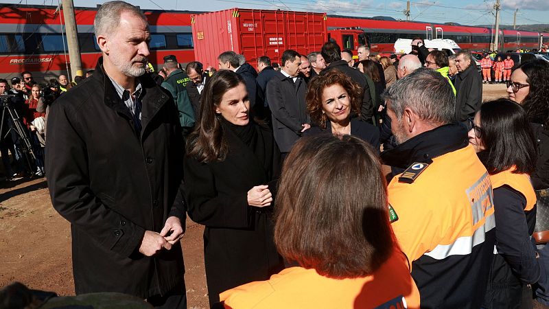 Los reyes presiden en Huelva la misa funeral por las víctimas del accidente de Adamuz