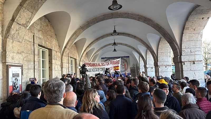 Los tractores vuelven a tomar Santander en protesta por la situación del campo: "Estamos en pie de guerra"