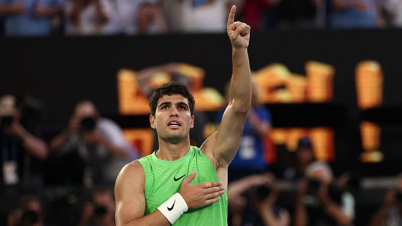 Alcaraz se mete en la gran final del Open de Australia por primera vez tras un partido histórico ante Zverev