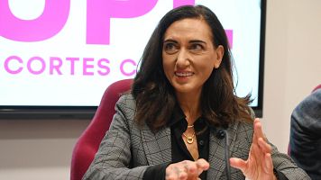 La secretaria general de Uni�n del Pueblo Leon�s (UPL), Alicia Gallego, en una rueda de prensa.