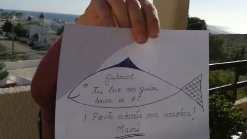 La mamá de Gabriel, el niño desaparecido en Almería, hace un llamamiento para dibujar 'pescaditos' en su nombre