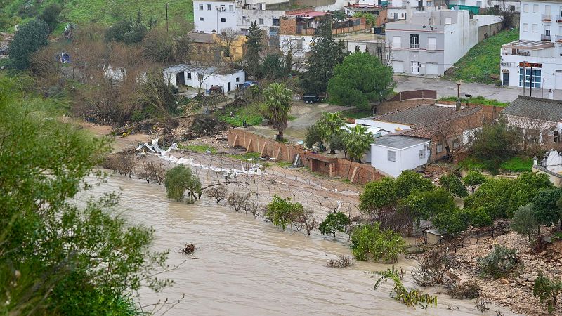 Última hora del temporal de lluvia, en directo | Andalucía en alerta máxima por la llegada de la borrasca Marta