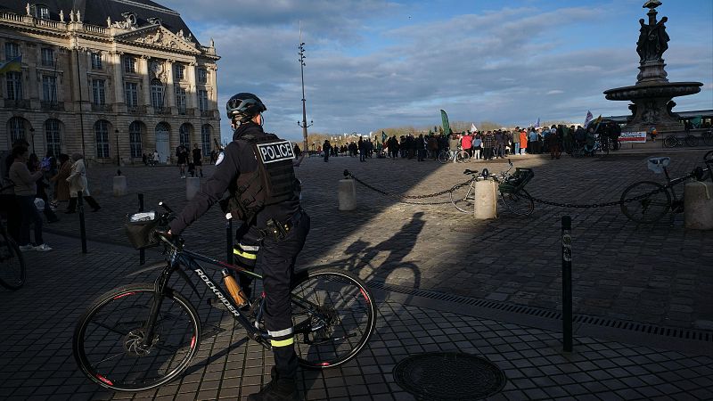 Detenido un hombre de 79 años en Francia acusado de violar al menos a 89 menores en nueve países