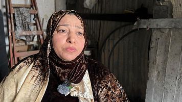 Retrato de Asma, una madre que ha vuelto a Gaza para buscar a su hijo desaparecido.