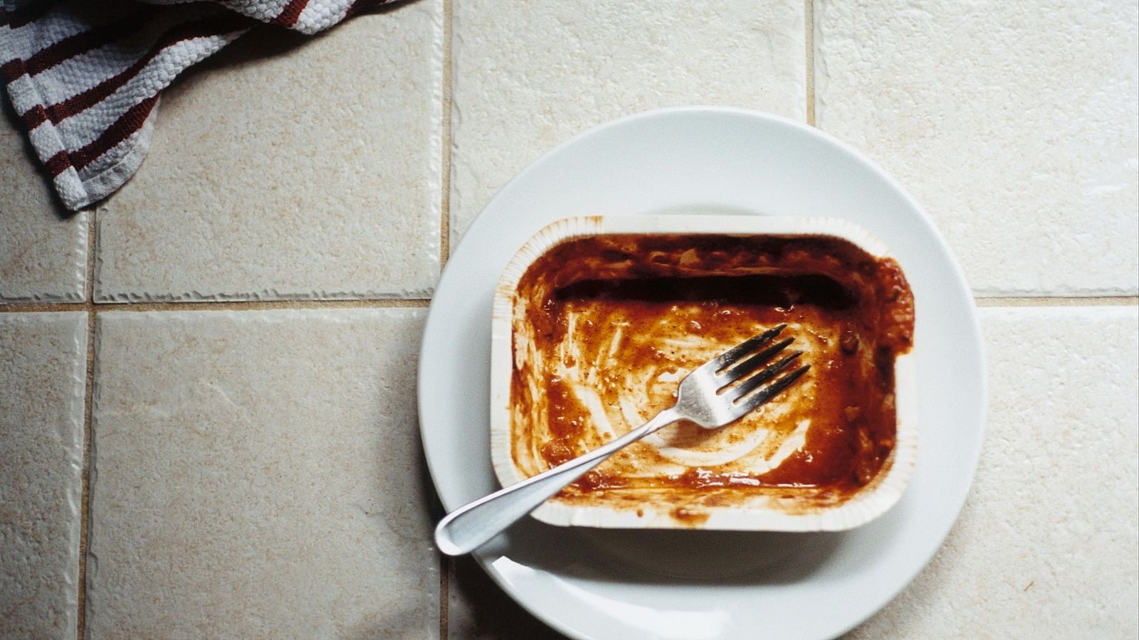 Platos precocinados, una tendencia al alza - Telediario 1 | Ver