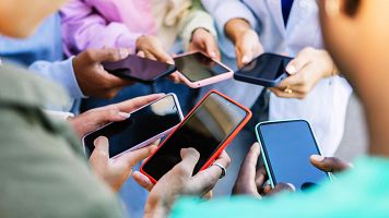 Portugal aprueba exigir consentimiento parental en redes sociales