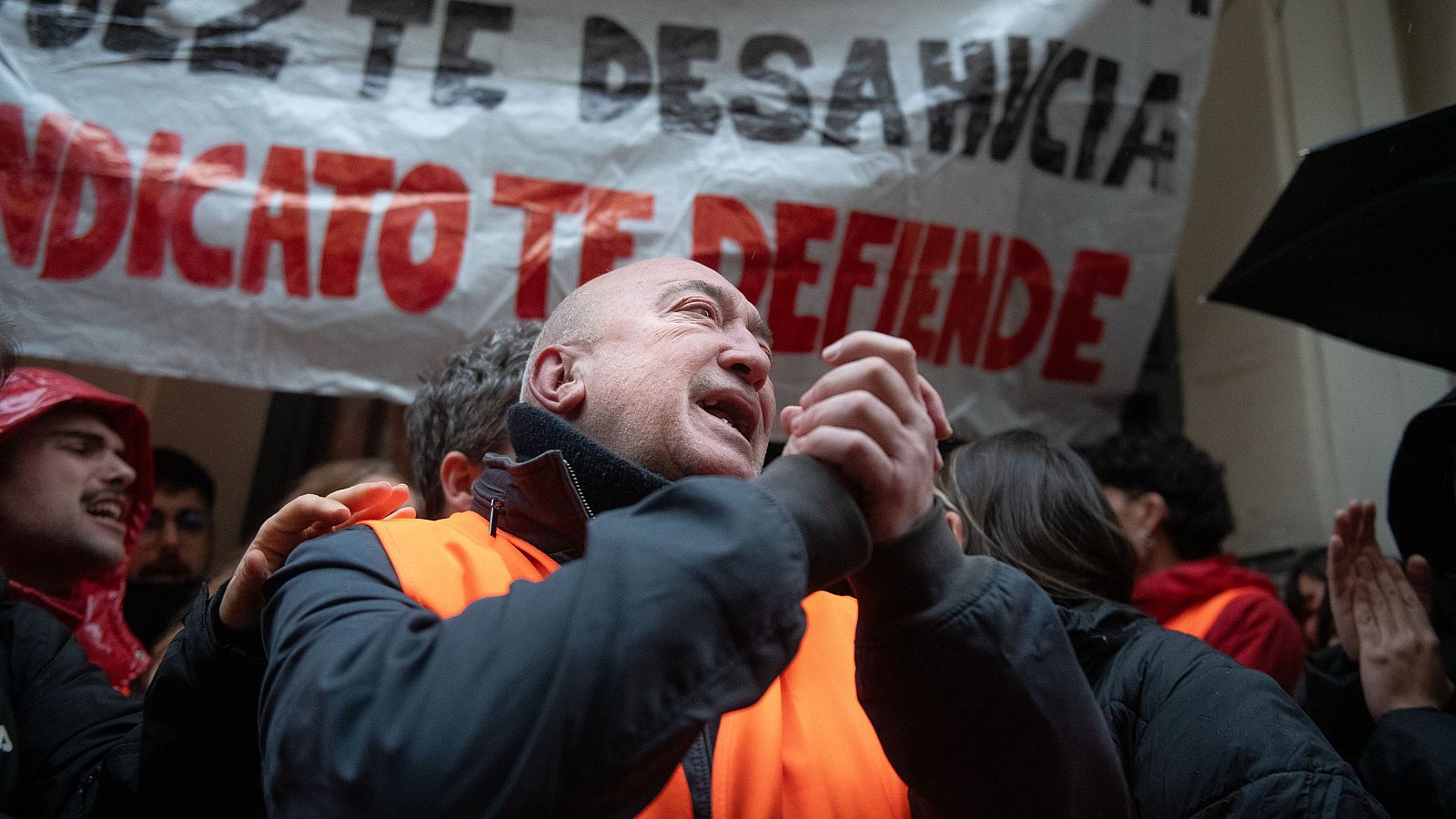 Paralizado por cuarta vez el desahucio de un jubilado cuyo piso pertenece a una orden religiosa - La hora de La 1 | Ver