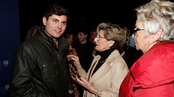 El agitador Vito Quiles, en un acto llamado 'DE K-�AS' un encuentro "informal" con j�venes de Nuevas Generaciones durante el acto de fin de campa�a electoral del PP de cara a las elecciones en Arag�n