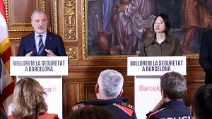 L'alcalde Collboni i la consellera Parlon en roda de premsa