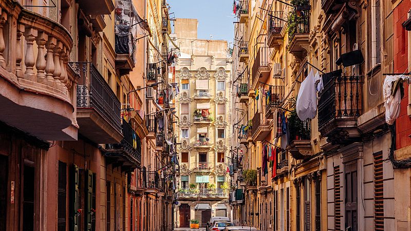 Un comité de expertos de la Generalitat avala limitar la compra especulativa de vivienda en Cataluña