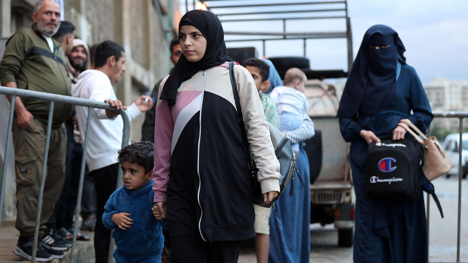 Vox y PP se quedan solos en el Congreso para prohibir el burka | Ver