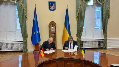 El Gobernador del Banco de Espa�a visita Kiev