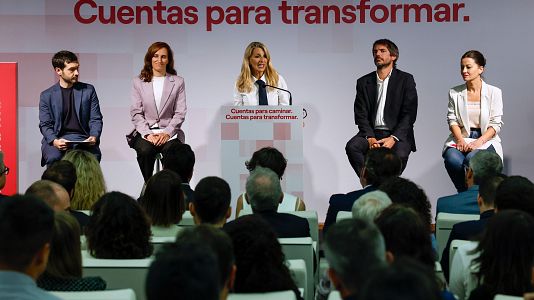 La vicepresidenta segunda del Gobierno, Yolanda D�az, y los ministros Pablo Bustinduy, M�nica Garc�a, Ernest Urtasun, y Sira Rego intervienen en un acto de Sumar.