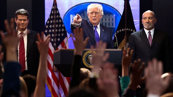 El presidente de Estados Unidos, Donald Trump ofrece una rueda de prensa en la Casa Blanca tras el fallo del Tribunal Supremo que determin� que Trump hab�a excedido su autoridad al imponer aranceles