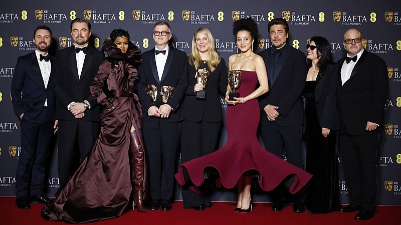 'Una batalla tras otra' gana el Bafta 2026 a mejor pel�cula y se hace con otras cinco m�scaras doradas antes de los Oscar