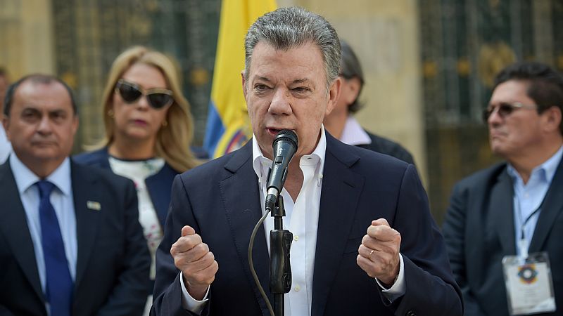 Santos confirma que retomará los diálogos de paz con la guerrilla colombiana del ELN