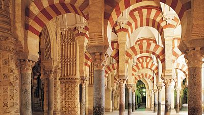 Andaluc�a, Catalu�a y Madrid son los destinos tur�sticos m�s recomendados por ChatGPT