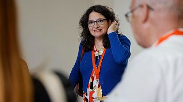 Reaparece M�nica Oltsrs