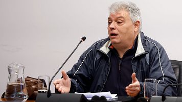 Comparecencia del gestor del bar Franky, Francisco Javier Lorente Rodr�guez en Comisi�n de Investigaci�n sobre licitaci�n y adjudicaci�n de obras p�blicas del Gobierno de Navarra