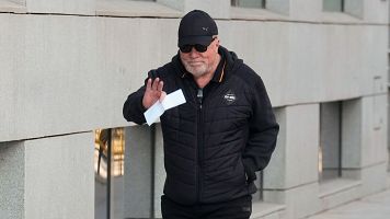 La polic�a patri�tica, entre chascarrillos y chascos