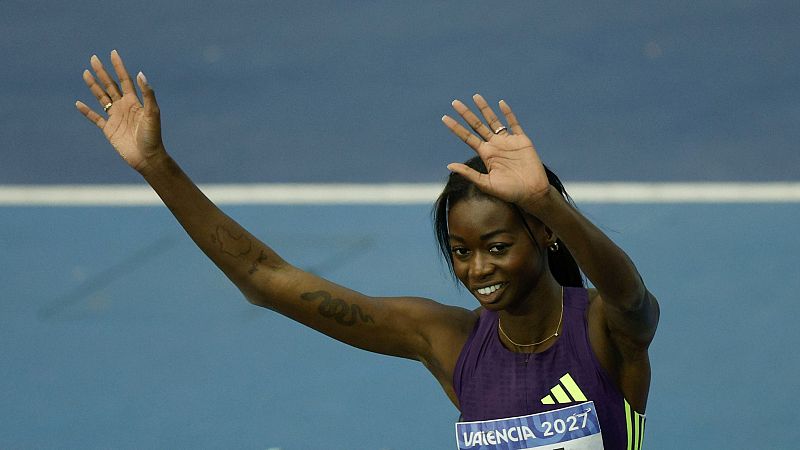 F�tima Diame gana en el �ltimo salto su octavo t�tulo de longitud en el Campeonato de Espa�a de short track