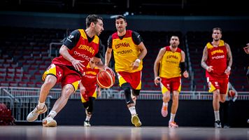 Entrenamiento de la selecci�n espa�ola de baloncesto