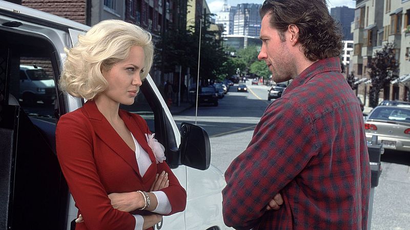 'Siete d�as y una vida' es la �nica comedia rom�ntica de Angelina Jolie: �Por qu� su personaje le parec�a "horrible"?