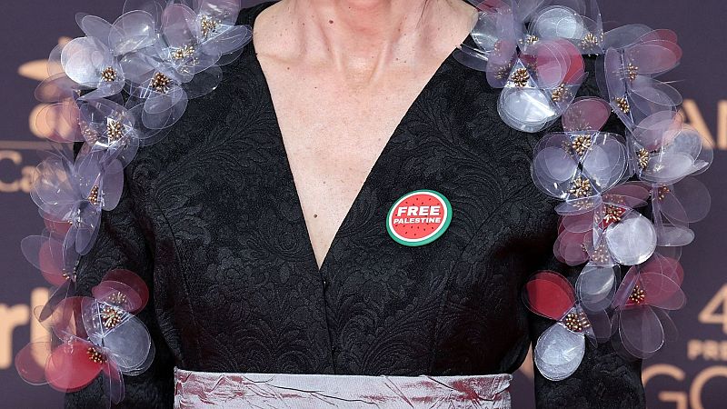 La alfombra roja de los Goya 2026 luce chapas por una "Palestina libre" y condena el "caos" que genera Trump